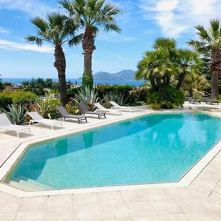 Vue Avec Piscine Au Calme * קאן